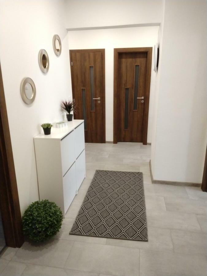 Center City Apartment II Nitra Zewnętrze zdjęcie